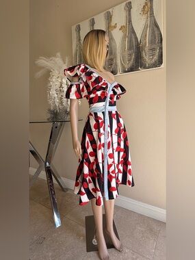 Off-Shoulder Red Leaf Print Midi Dress